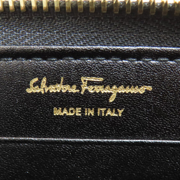 Salvatore Ferragamo Gancini hardware long wallet, - Picture 6 of 15